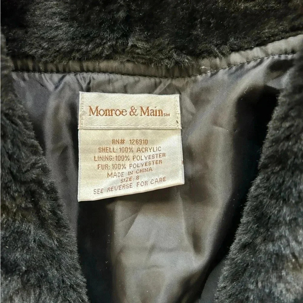 Monroe and Main Women’s Size 8 Mini Dress With Faux Fur Collar - Picture 2 of 7